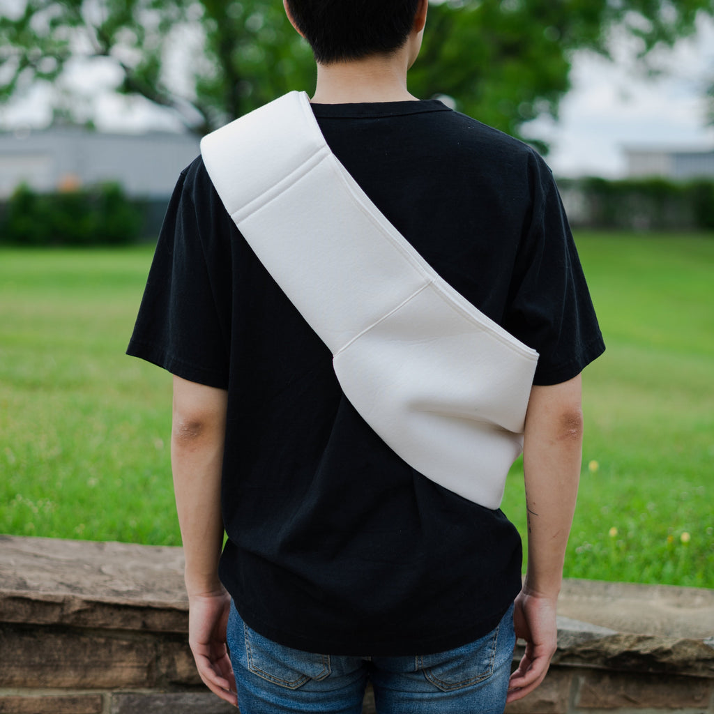 Neoprene Pet Sling Carrier – Hands-Free Travel for Small Dogs & Cats